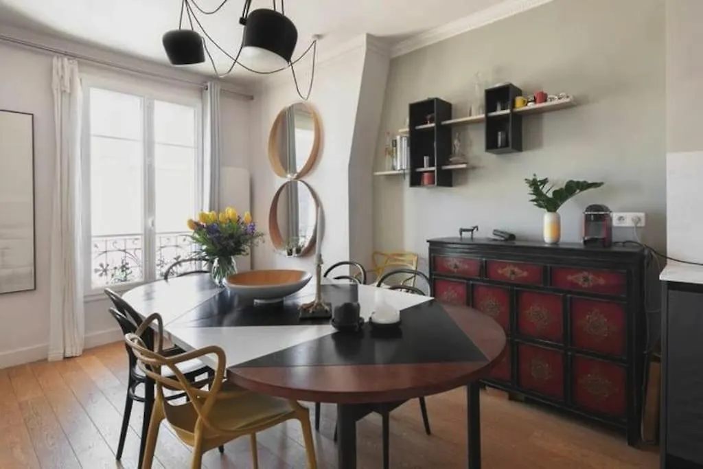 Апартаменты Geranimus Heart Of Marais